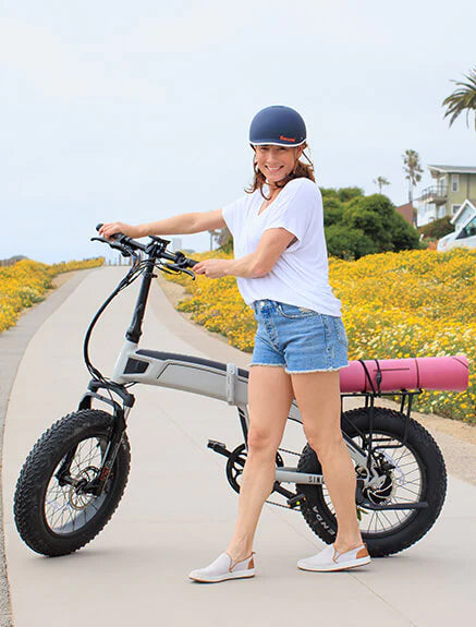 Sinch ebike lifestyle shot 4