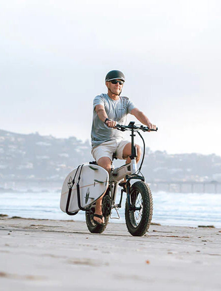 Sinch ebike lifestyle shot 3