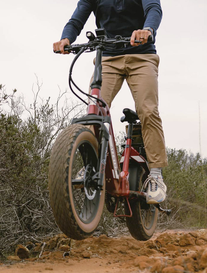 Sinch Step-Through Lifestyle desert jump shot