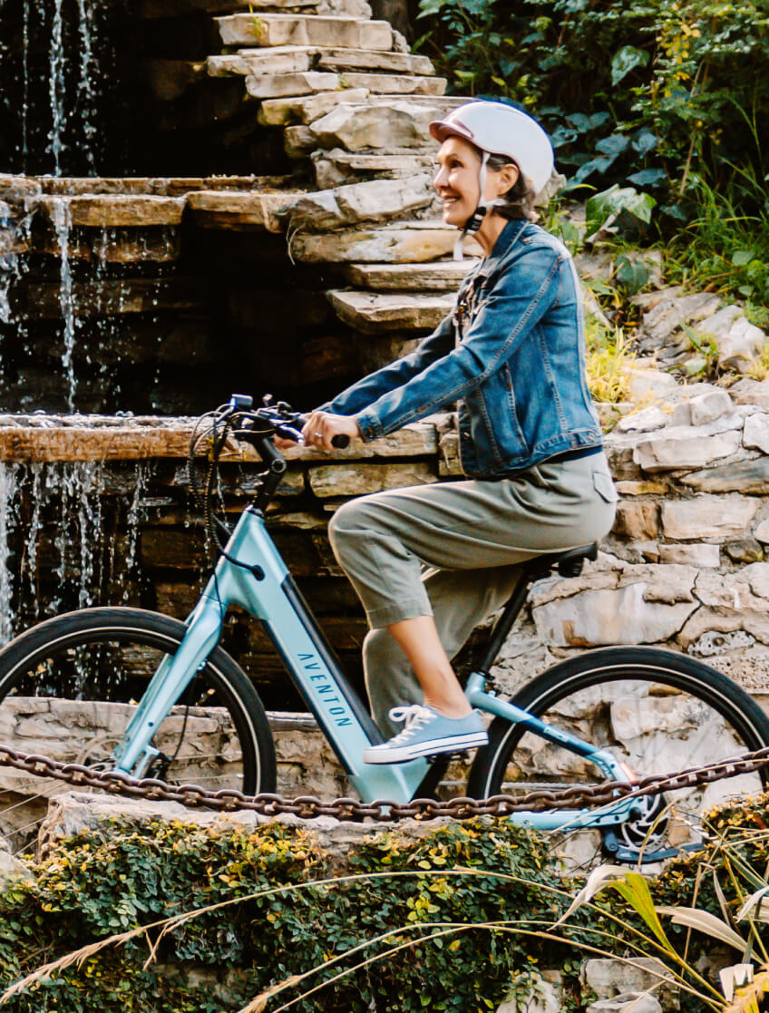 Pace 500.3 Step-Through Ebike Lifestyle